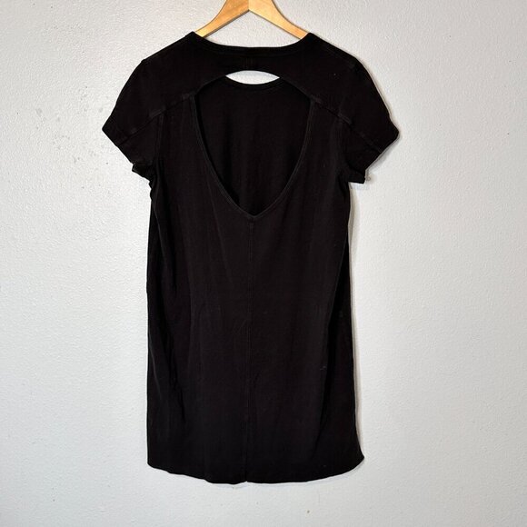 Lululemon Day Tripper Dress Cutout Back Black 8 Tshirt Short Sleeve Dress - Picture 2 of 3